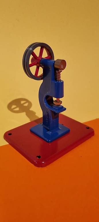 Mamod Kit di modellismo & Modellini statici: Mamod Presse/Stanze – Usato da Muolen venduto da Esa_nl2gg