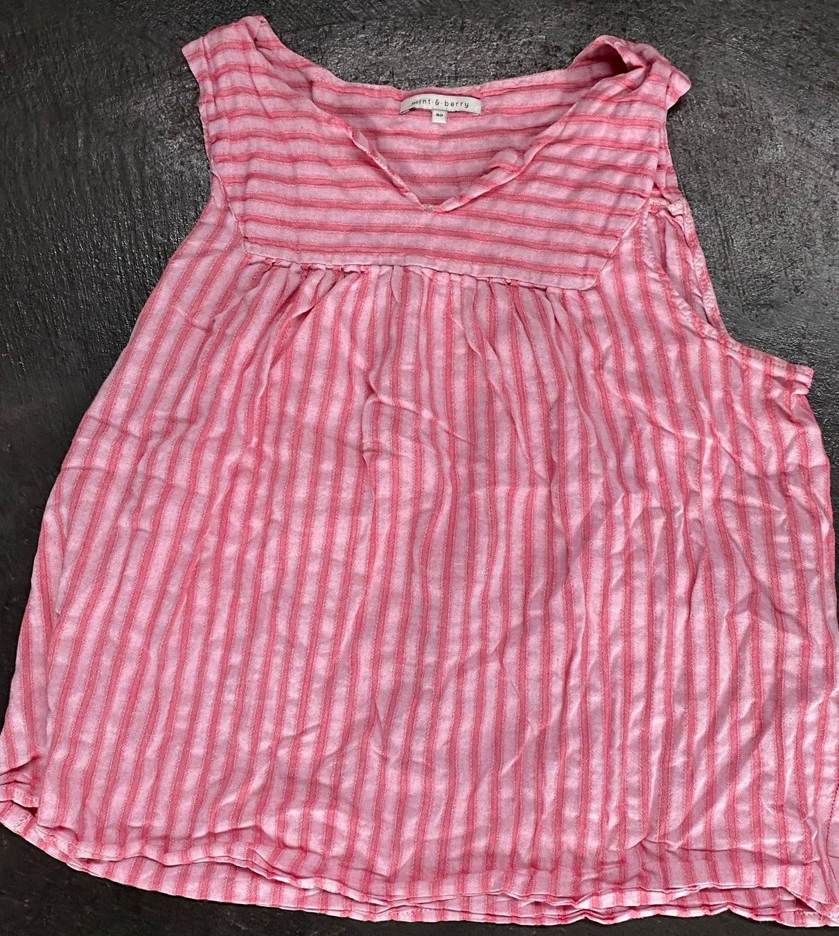 Tops: Top Mint and Berry – D'occasion à Chur par simhofstr 4