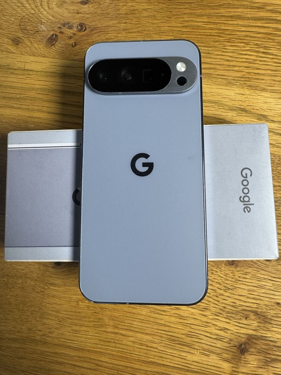 Google Telefoni cellulari / Smartphones: Google Pixel zehn Pro XL 256 MB Moonstone – Nuovo (secondo la descrizione) da Zug venduto da Silverjunge