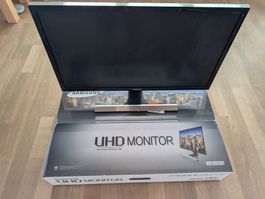 UHD Monitor Samsung UE 590 28"