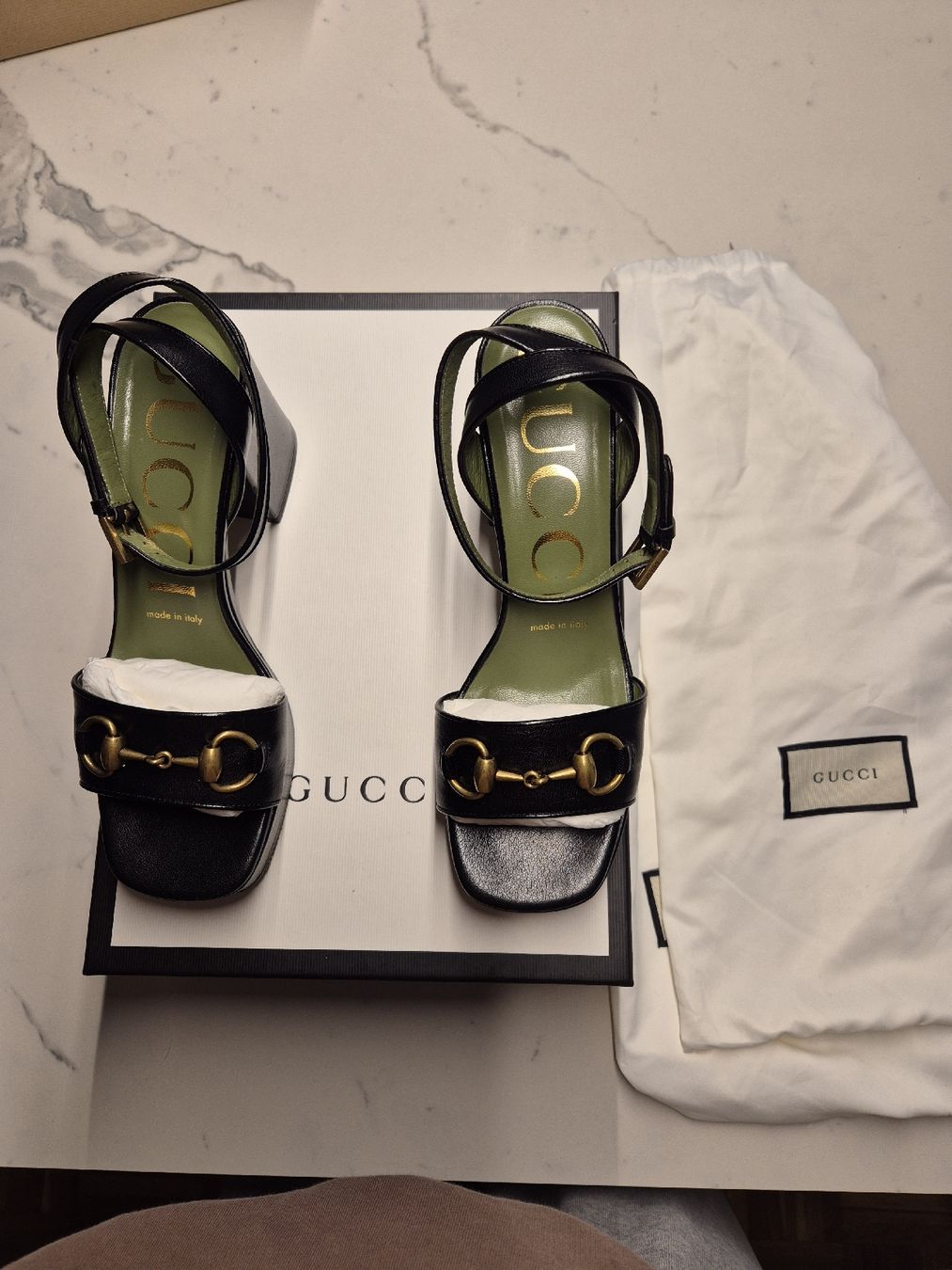 Gucci Scarpe da donna: Gucci Leather Platform Sandals 36.5 – Usato da Winterthur venduto da geo_kt7l 1