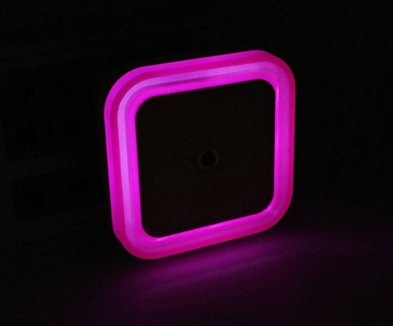Lampade: LED Nachtlicht mit Sensor pink – Nuovo e nell'imballaggio originale da Diepoldsau venduto da preisparadies-ch