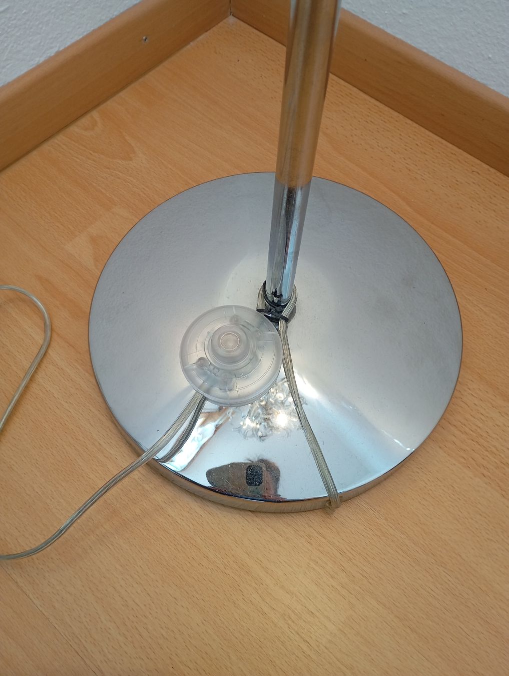 Lampes: Stehleuchte stabil  – D'occasion à Winkel par Snuerli 2