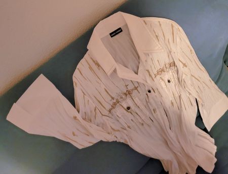 Sportlich-leichte Bluse