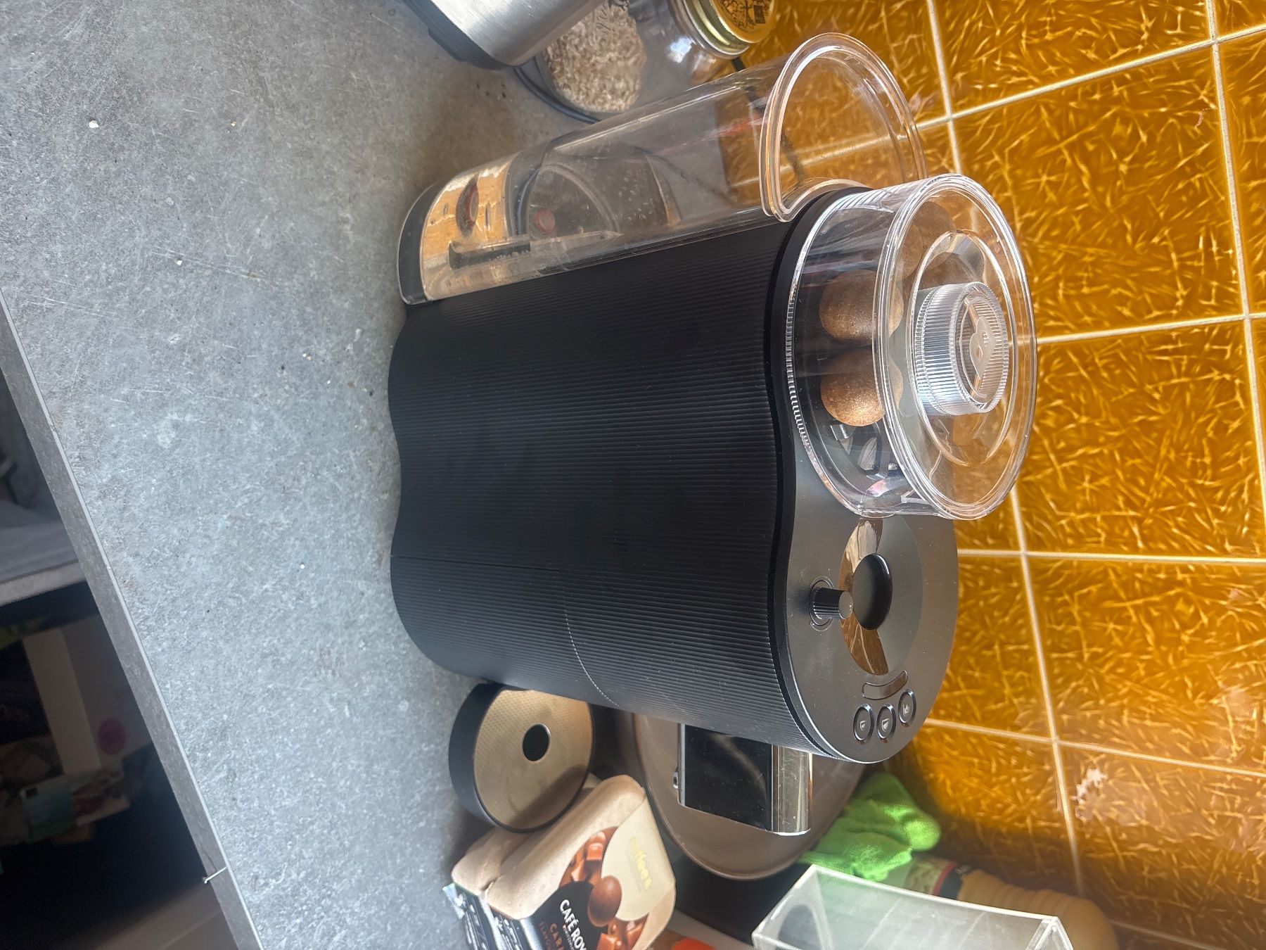 Coffee B Macchine per caffè & Macchine per espresso: coffeeB Globe / machine à café – Usato da Hauterive NE venduto da ram_2myc 1