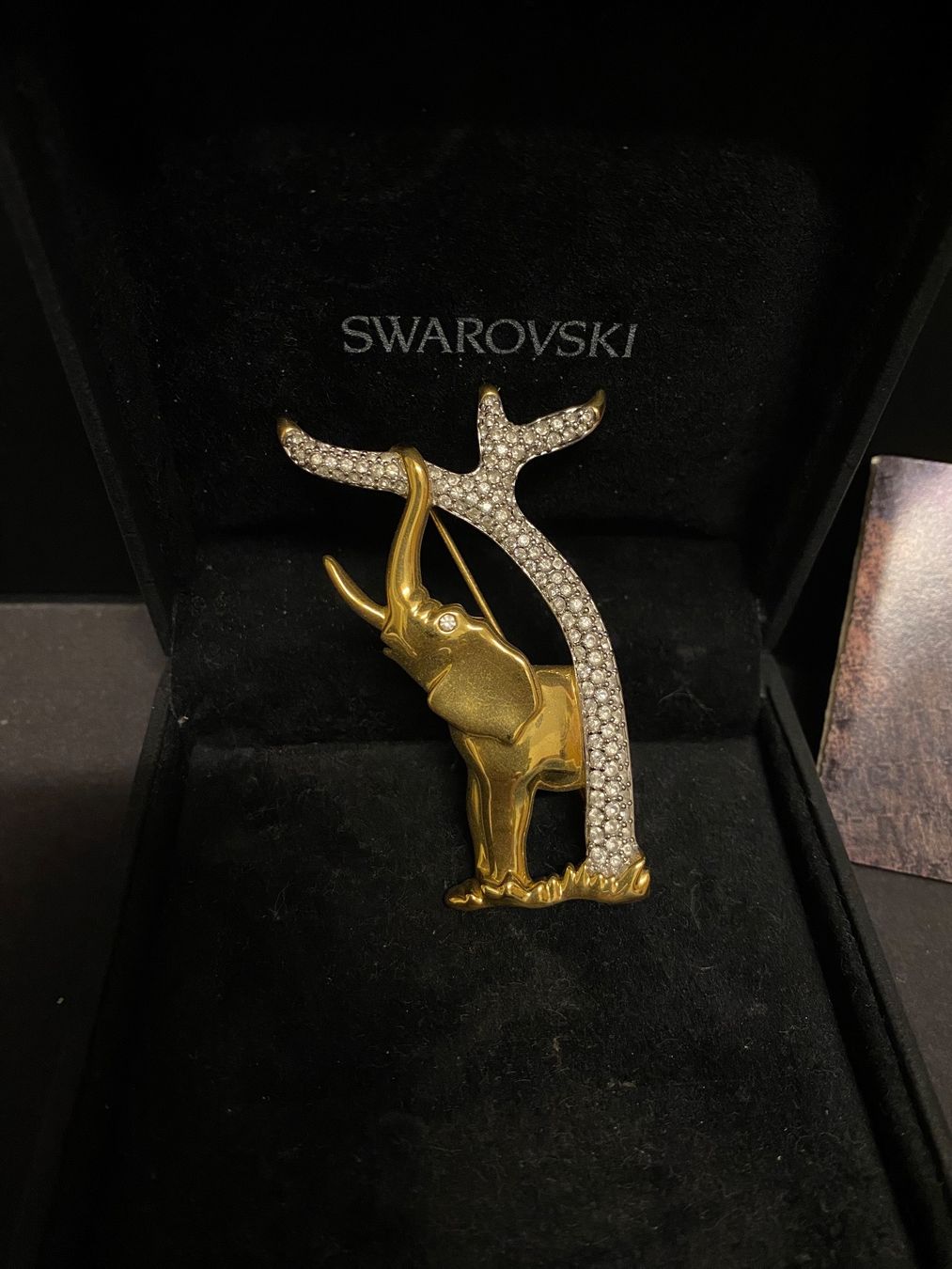 Swarovski Spille & Fermagli: Swarovski - Elefant & Delfin Brosche – Usato da Zürich venduto da Manuel.Huber 1
