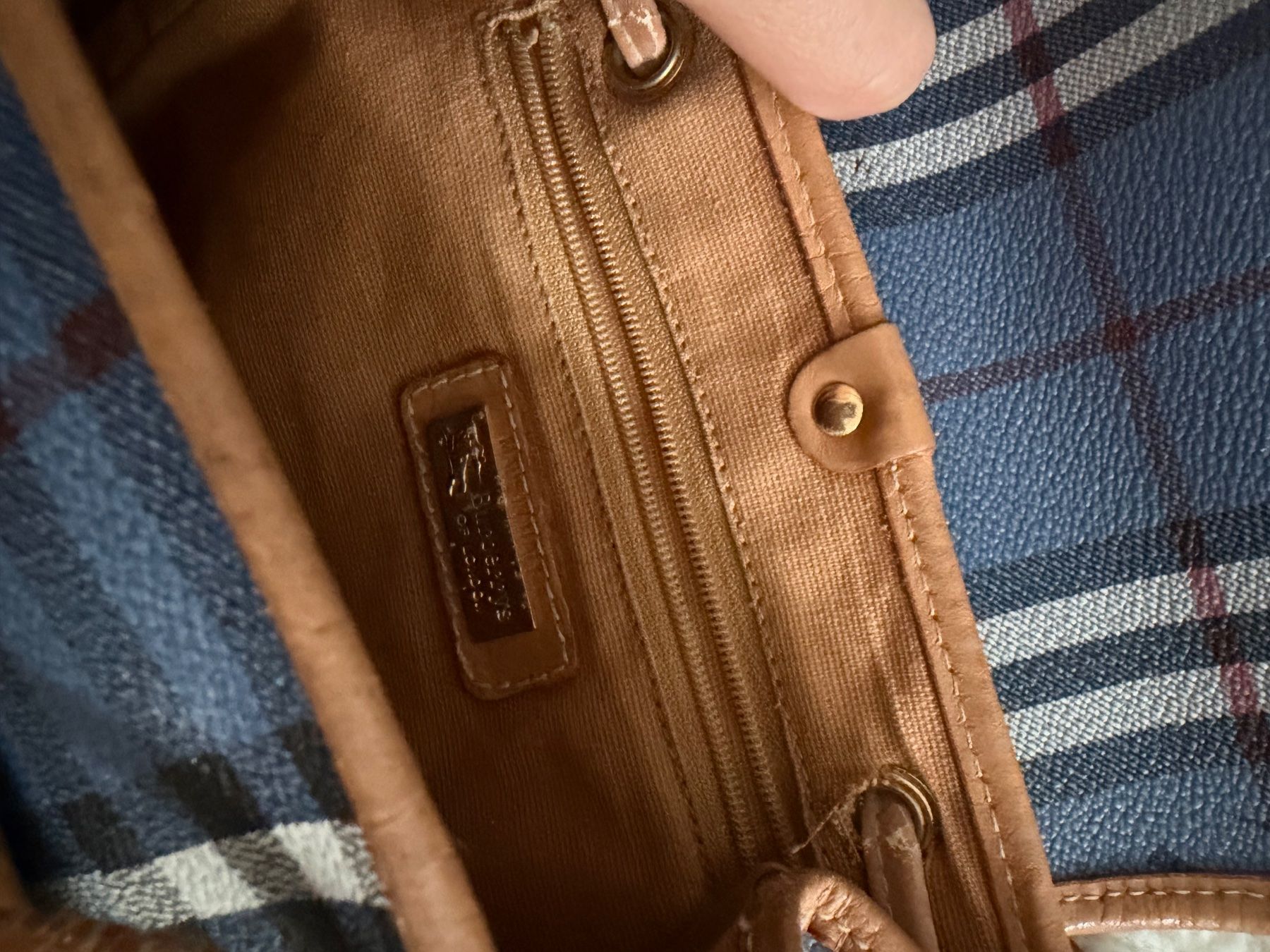 Burberry Rucksäcke: Vintage Burberry backpack – Gebraucht aus Schaffhausen von Nadiuna 3