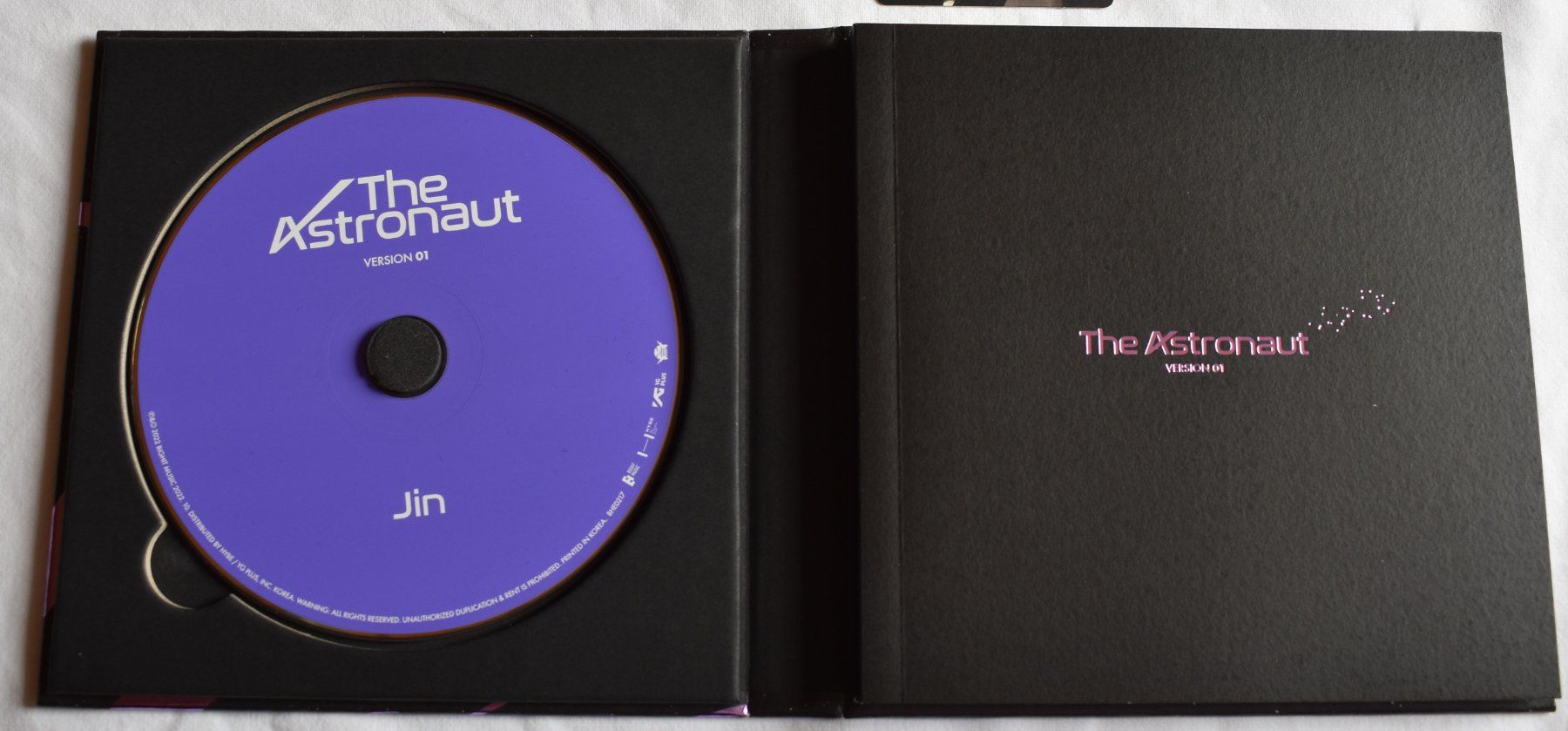 CDs: JIN ALBUM THE ASTRONAUT VERSION 01 – Gebraucht aus Luthern von Babyorange1 2