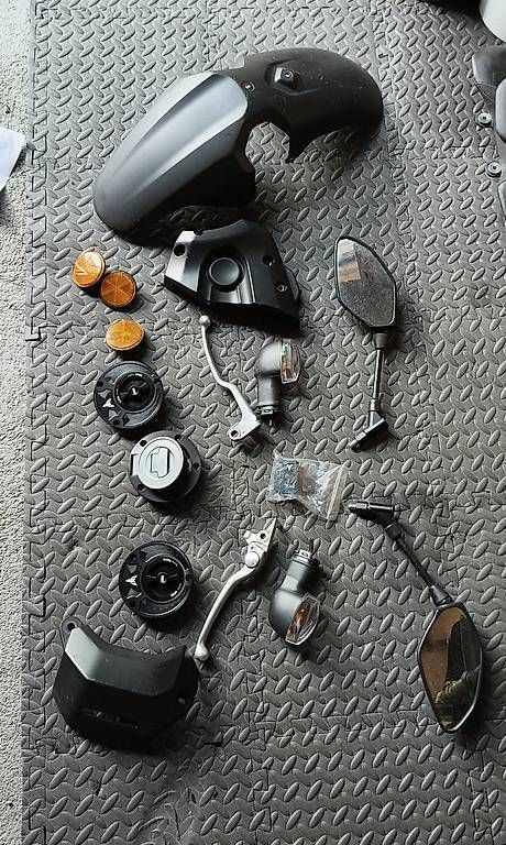 Yamaha Tutti i ricambio per moto: Yamaha MT 07 Teile – Usato da Unterseen venduto da Rossi4693 1