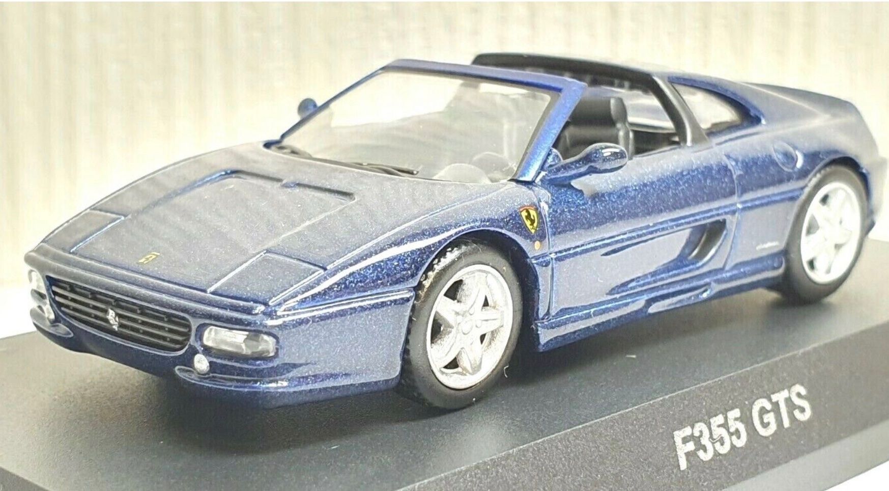 Ferrari Modellini d'auto: Ferrari F355 GTS 1/64 no Mini GT – Nuovo (secondo la descrizione) da Wohlen AG venduto da PrivatSammlung