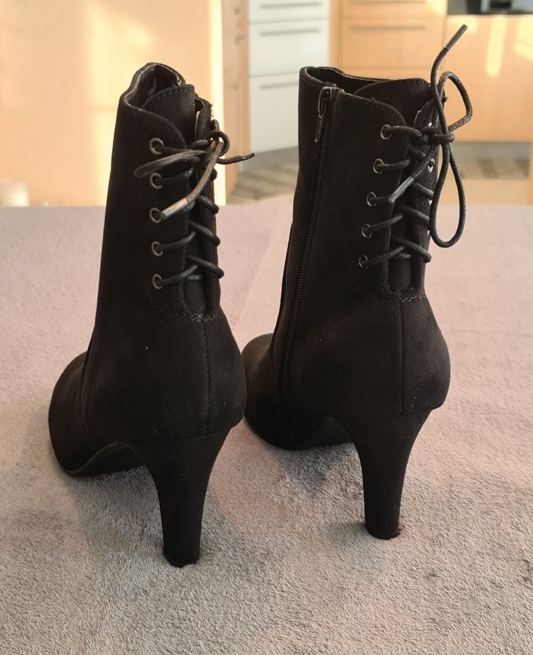 Scarpe da donna: Stiefeletten – Nuovo (secondo la descrizione) da Ruswil venduto da DNAB 1