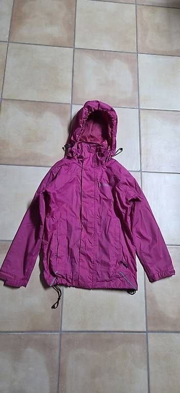 Giacche & Cappotti: Veste de pluie fille taille 152 – Usato da Sergey venduto da FSD12