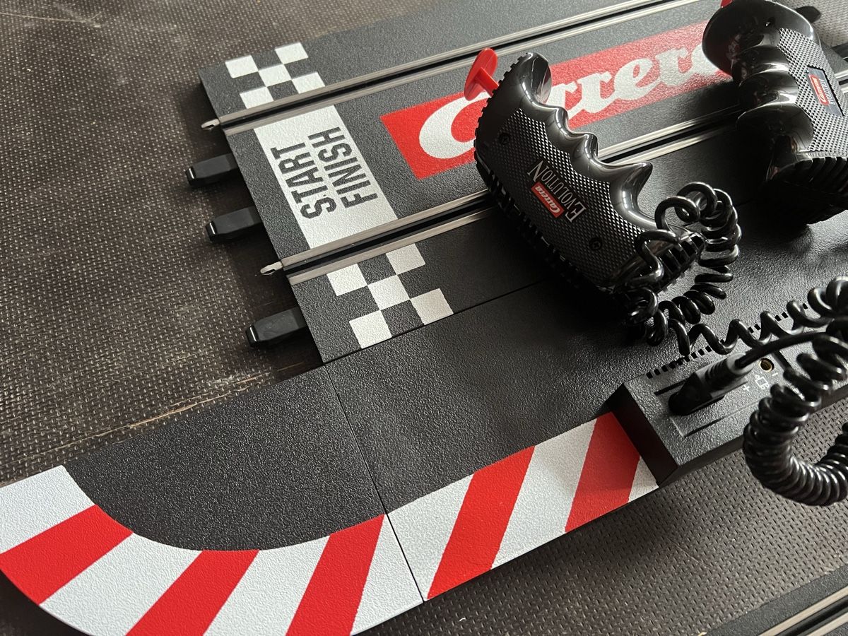 Carrera Circuits: Carrera Evolution Anschluss Schiene – D'occasion à Halden par Satellite 2