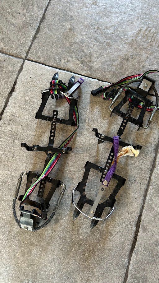 Sonstiges zum Bergsteigen & Wandern: Crampons d'alpinisme Climbing Technology – Gebraucht aus Fribourg von jimiJ13 1