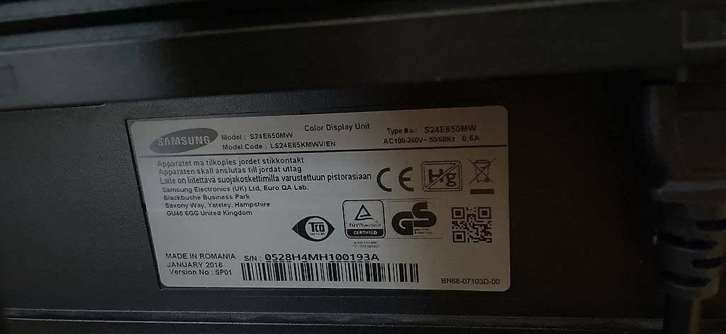 Samsung Monitor: Monitor mit USB-C Verbindungskabel – Usato da Luzern venduto da ron_6nh7 2