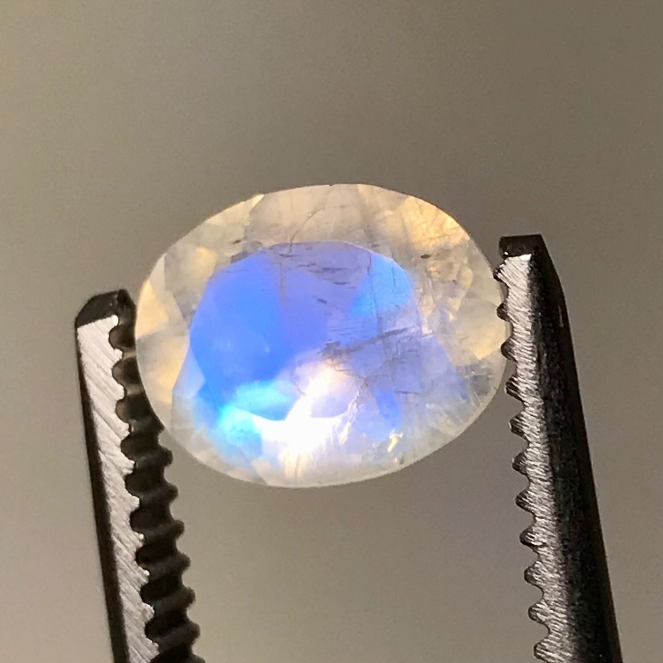 Pietre preziose: Regenbogen Mondstein, 1.5 Karat, weisser Labradorit – Nuovo (secondo la descrizione) da Biel venduto da djvalbnc 4