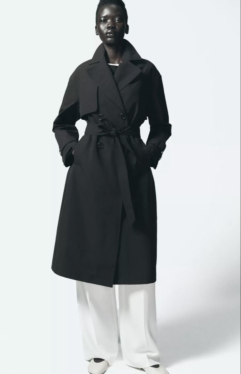 Zara Cappotti: wasserabweisender Trenchcoat schwarz – Nuovo e nell'imballaggio originale da Veyras venduto da ValClasse