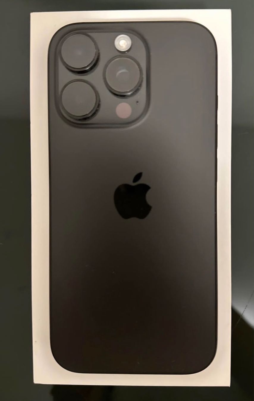 Apple Portables: Iphone 16 Pro 256 GB – D'occasion à Kloten par Ramona_cruezer 2