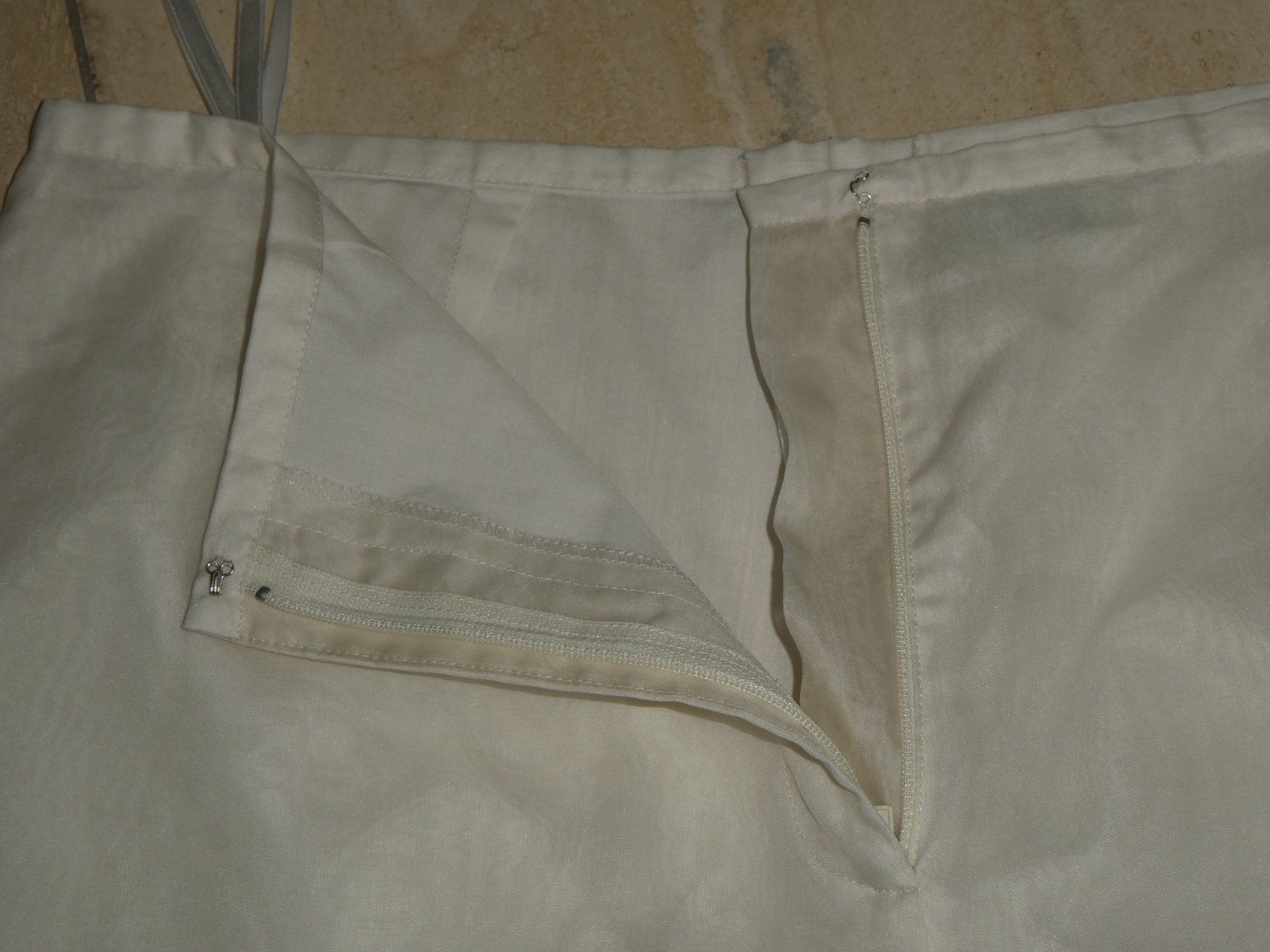 Pantaloni: Hose Gr. 42 – Usato da Mels venduto da KOSL 2