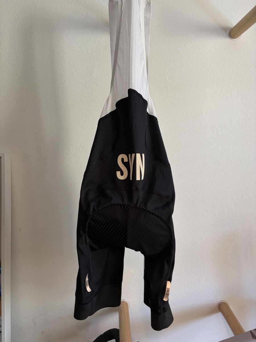 Pantalons: SYN Bibs – D'occasion à Zürich par Wenk12 1