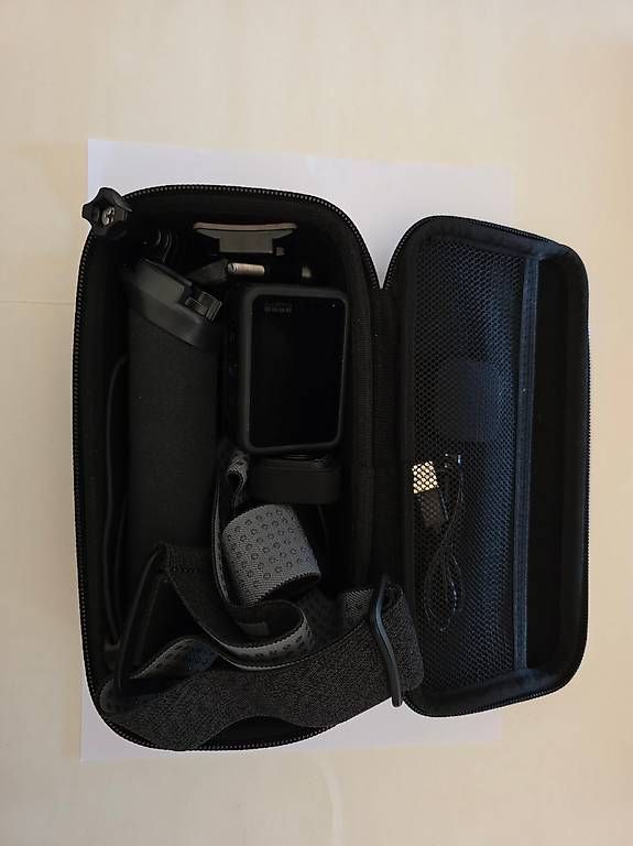 Gopro Action Cam: GoPro HERO13 Black + accessoires – Usato da Morges venduto da duf_k76x 1