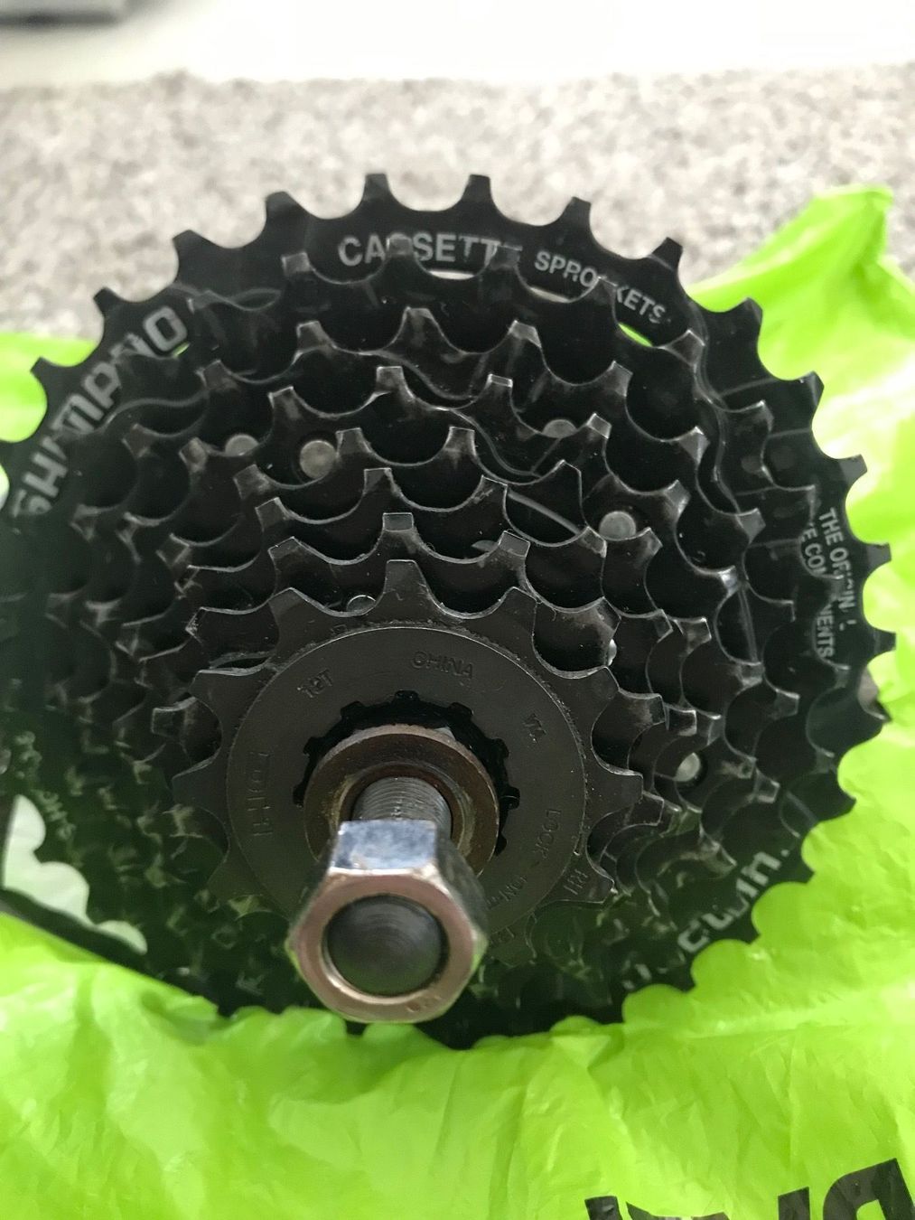 Shimano Pezzi di ricambio: Kassette Shimano mit Freilaufnabe – Usato da Emmenbrücke venduto da Shadow_master