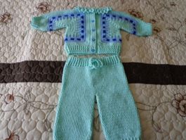 BABYSET JÄCKCHEN UND HÖSCHEN GEHÄKELT