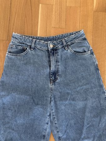 Jean bleu coupe large taille haute