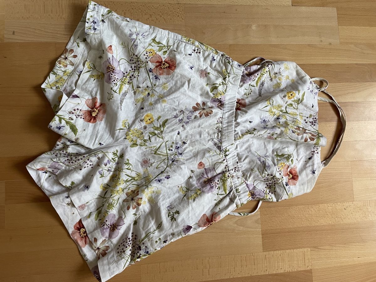 H&M Tute: Blumen Jumpsuit (Linenblend) Grösse 44 – Usato da Winterthur venduto da sabinemarie