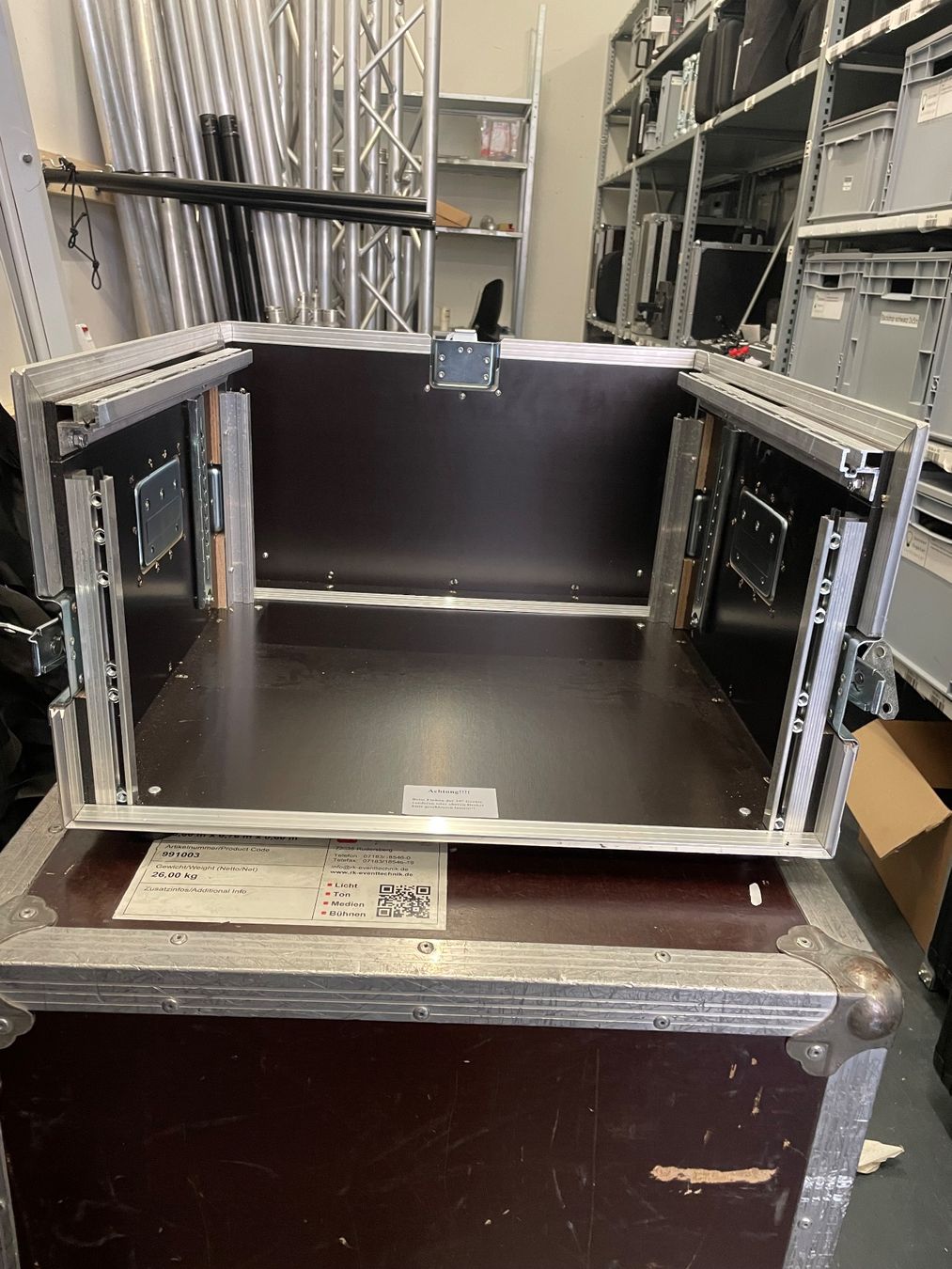 Altri accessori: Thon Triple Door Live Rack 6u 45 RA – Usato da Märstetten venduto da Manuel000 2