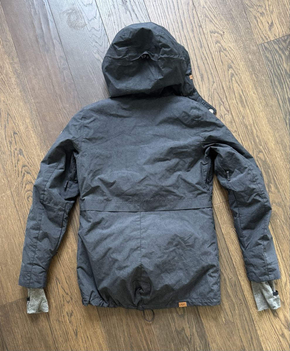 Roxy Giacche: Roxy Snowboardjacke Dryflight Technology Grösse S – Usato da Zollikon venduto da rundbsurf 4