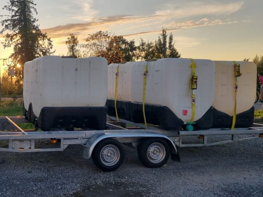 Abbeveratoi e trogoli: 4 IBC Wassertank Blasen 1000l Wasserbehälter Regenwassertank – Usato da Wettingen venduto da ray_boccia 1