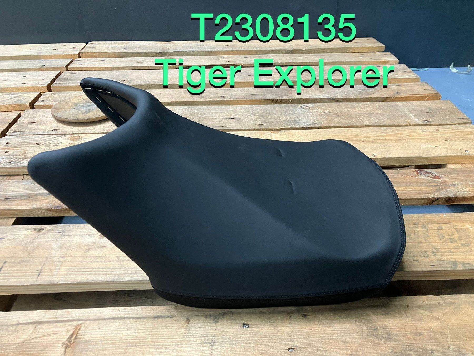 Selle & Accessori: Triumph Sattel Tiger Expl. T2308135 – Usato da Kerns venduto da .Biker.