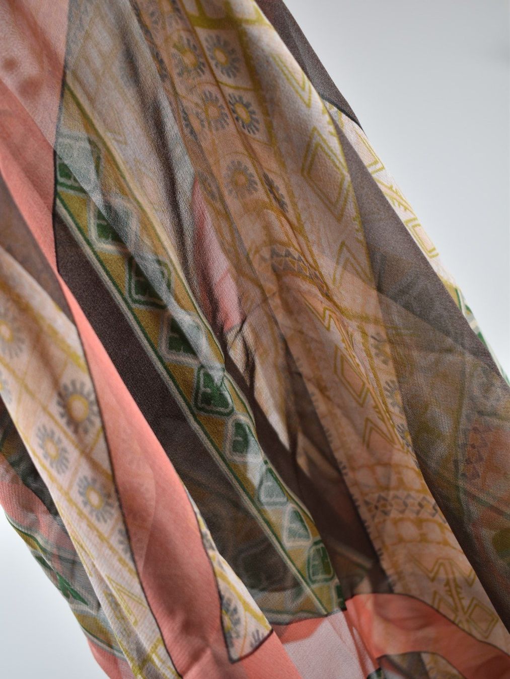 Aigner Foulards, Tücher & Schals: Aigner Seiden Foulard – Gebraucht aus Nürensdorf von 2ND_STORY 3