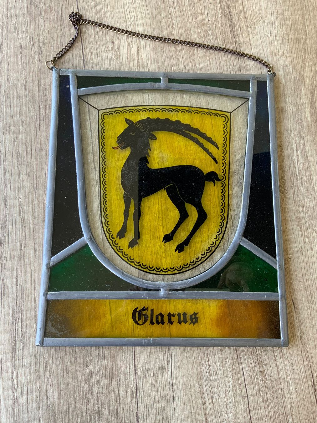 Altro in Antiquarato & Arte: Buntglas Fenster Glarus Wappen Steinbock mit Kette – Usato da Schübelbach venduto da Hecht11. 1