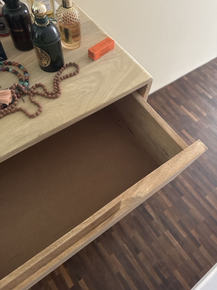 Cassettiere: Mangoholz Kommode  – Usato da Binningen venduto da julz3103 2