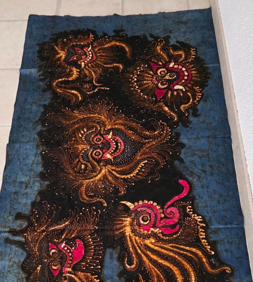 Tessuti: Batik-Wandbild mit mythischen Gesichtern Asiatika – Usato da Flums venduto da Flumsantik 3