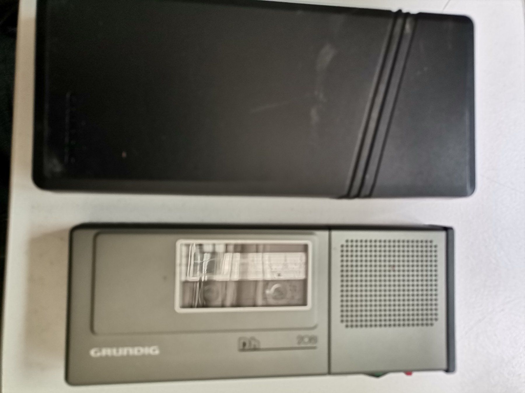 Grundig Aufnahmegeräte: GRUNDIG Dh 2081 – Defekt aus Kleindöttingen von Katze99 3