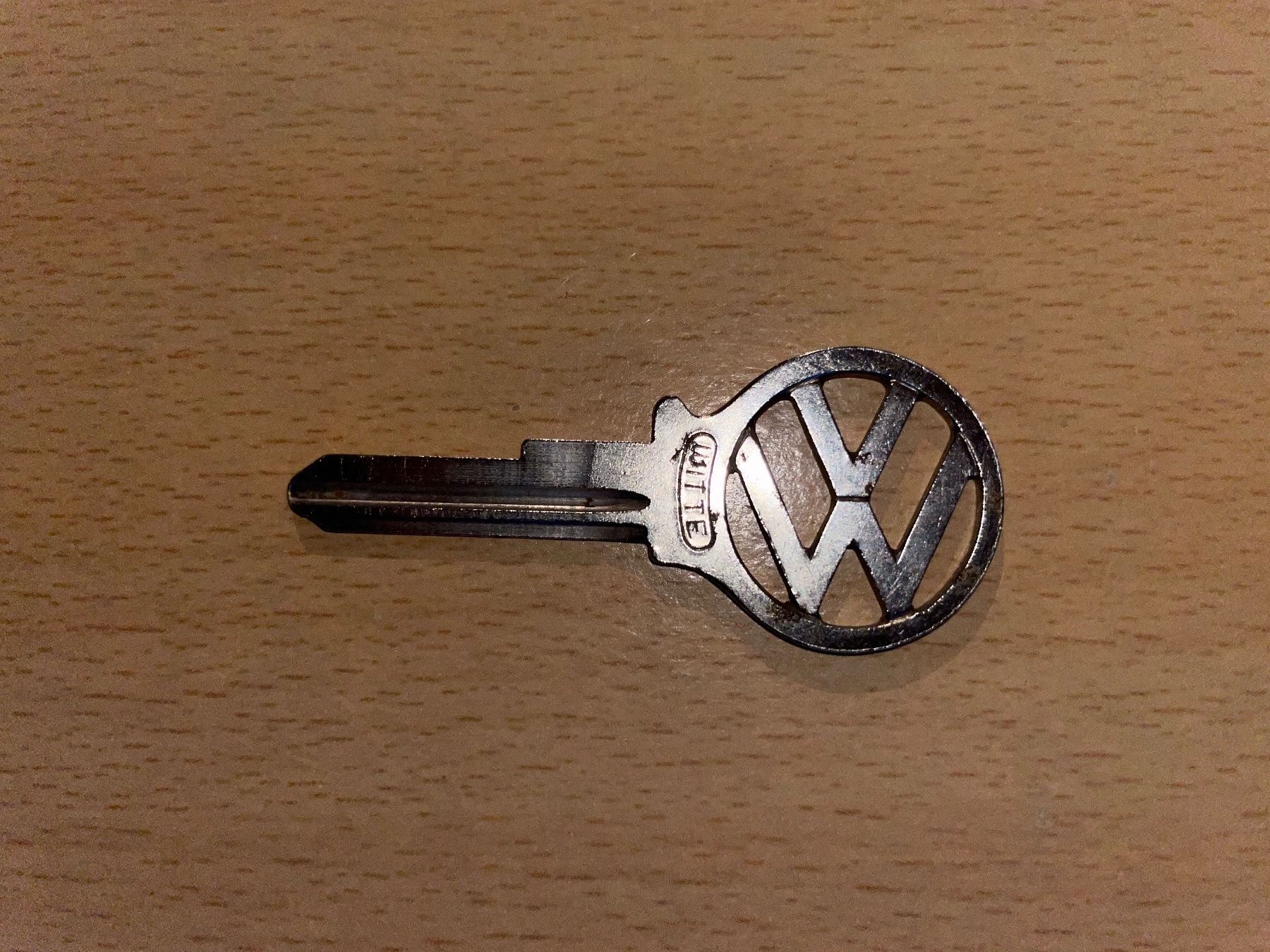 VW Chiavi: Clef originale Volkswagen VW vintage – Usato da Oron-la-Ville venduto da W.XIX