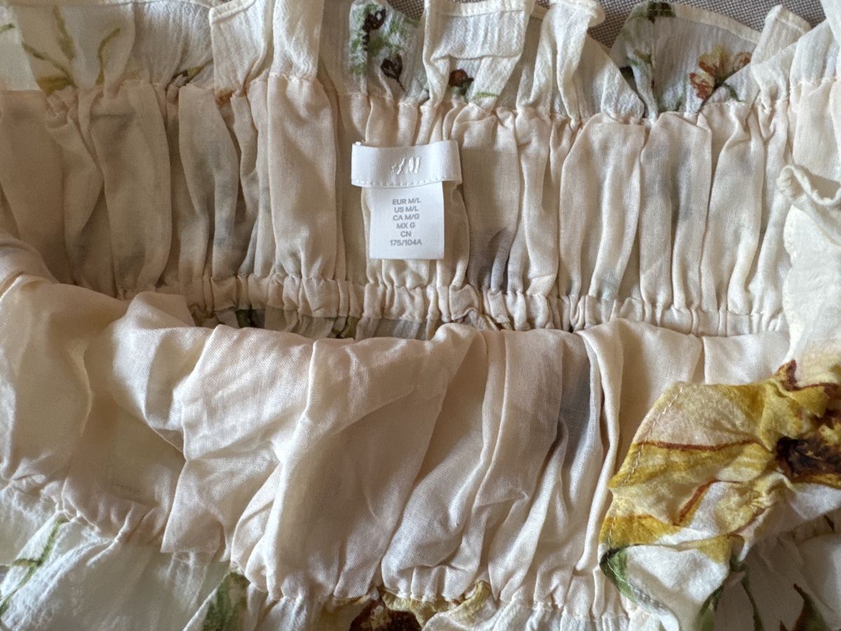 H&M Top: Blumen Top, Sommer Look, Grösse M/L – Usato da Gersau venduto da Second-Hand-Shop 1
