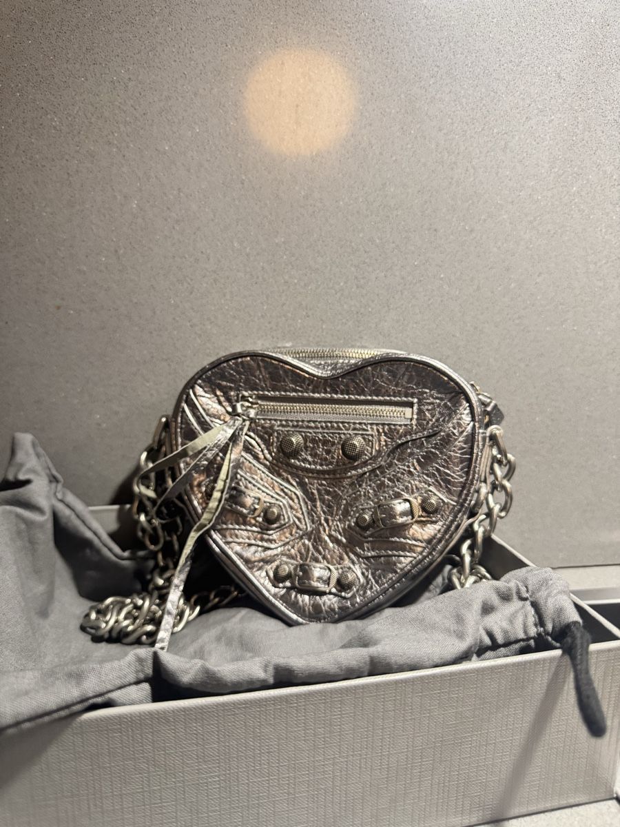 Balenciaga Taschen für Damen: Balenciaga  – Neu und originalverpackt aus cadempino von fio_cbt9 4