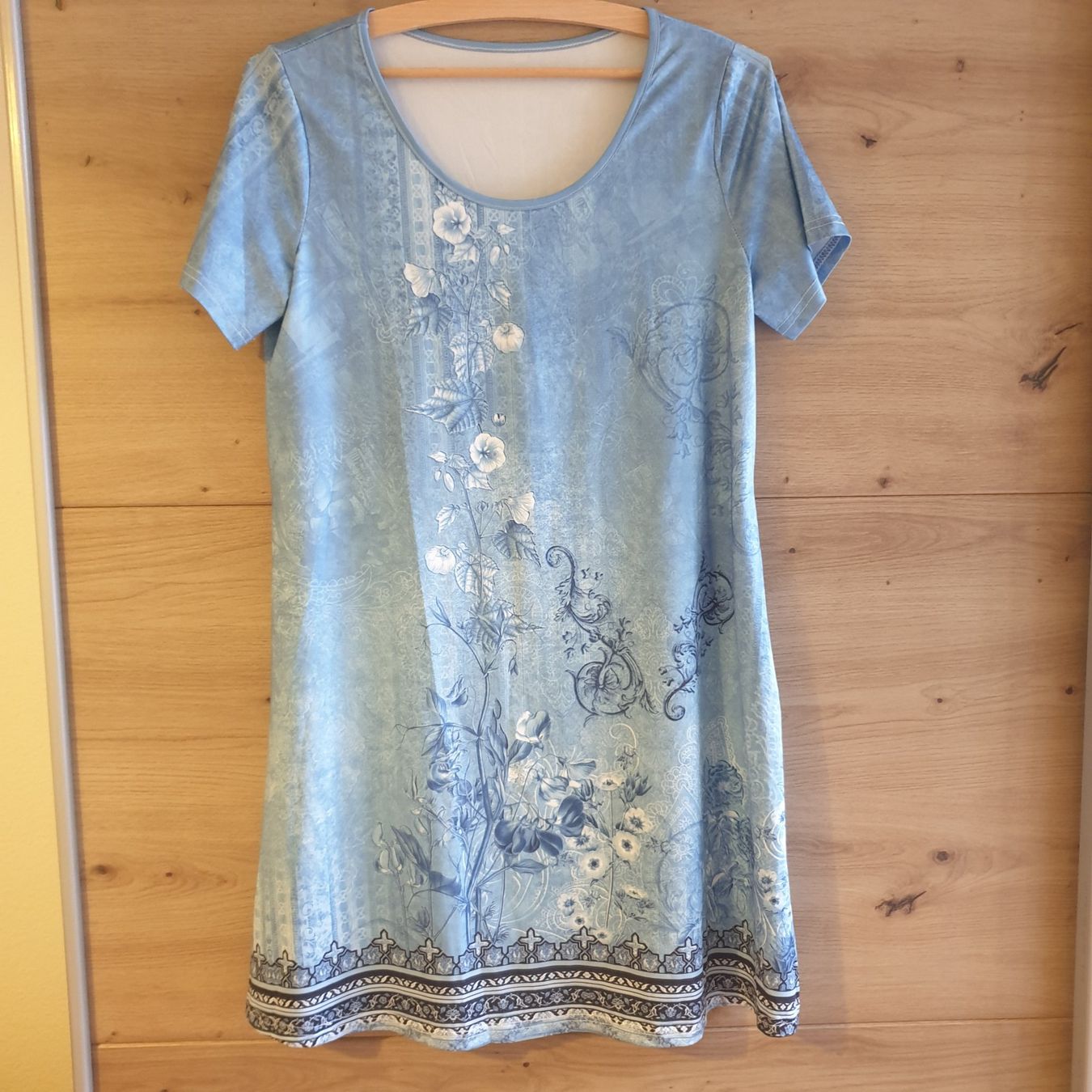 Kleider: Sommerkleid – Neu (gemäss Beschreibung) aus Zofingen von siana.m
