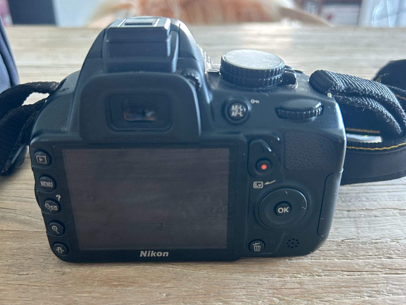 Nikon Kamera: NIKON D3100 + OBJ 18 55MM DX – Gebraucht aus Biel/Bienne von nda_h962 3