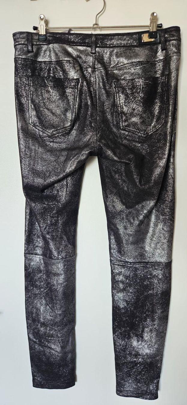 Hosen: Silbern glitzernde Hose – Gebraucht aus Muri b. Bern von mar_2hpg