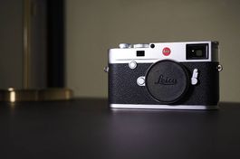 Leica M10 Silbern  Top Zustand A+, komplett mit Zubehör