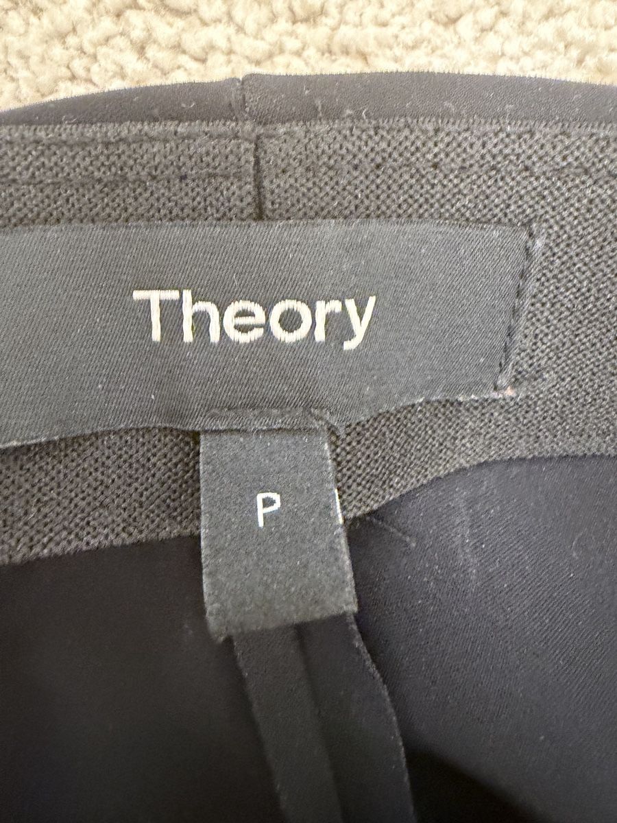 Leggings: Theory leggings – Usato da Paradiso venduto da apf_mh9c 3