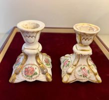 2 Bougeoirs anciens porcelaine, roses, dorures, peint main