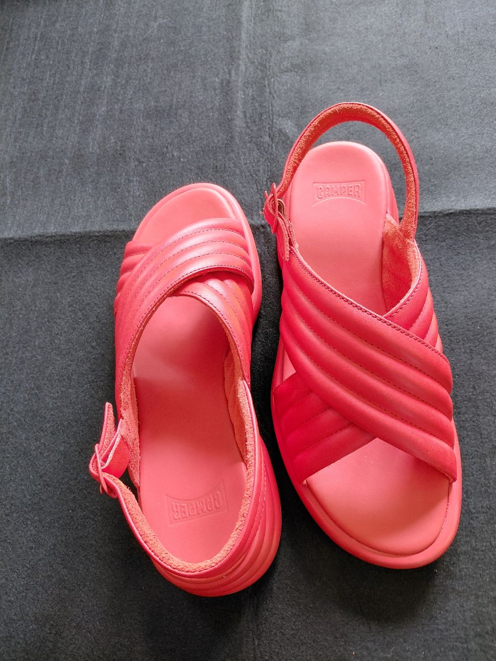 Camper Scarpe da donna: Camper – Usato da Wynigen venduto da haexji01