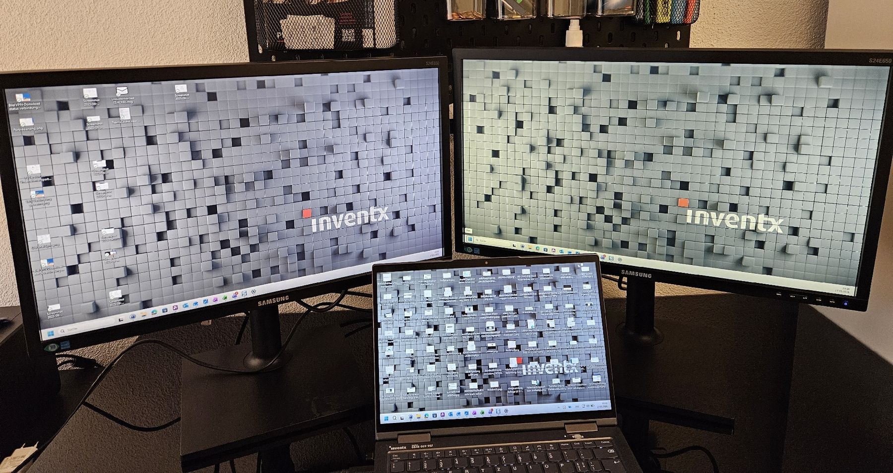Samsung Monitor: 2x Samsung 24" Business Monitore + Lenovo ThinkPad Docking – Usato da Kreuzlingen venduto da ric_bt75