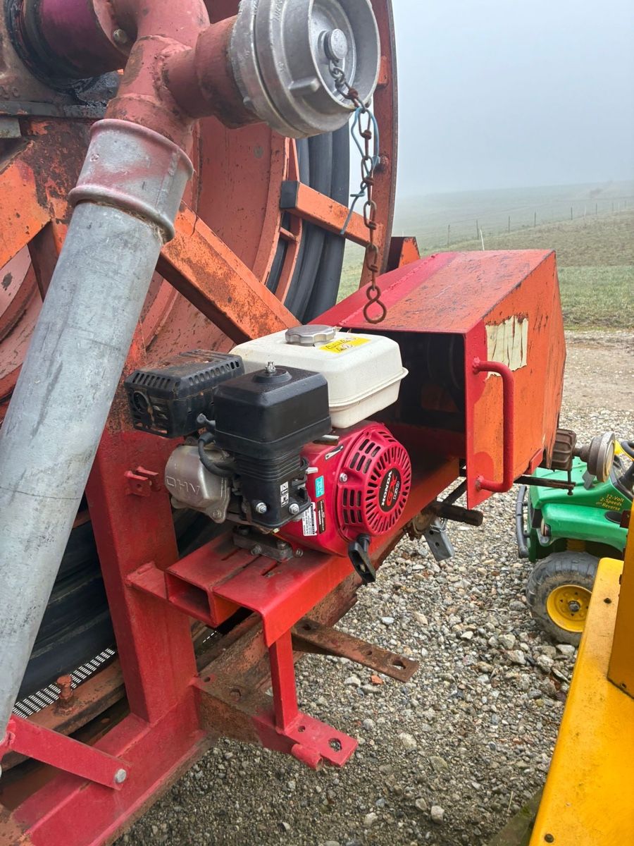 Toutes les machines: Schlauchrolle mit Verteiler – D'occasion à Buttwil par Martiwyssebach